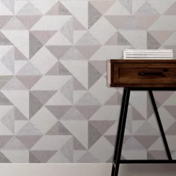 GoodHome Bretby Grey Geometric Metallic Effect Smooth Wallpaper 11 GoodHome Bretby Grey Geometric Metallic Effect Smooth Wallpaper -Trade Points goodhome bretby grey geometric metallic effect smooth wallpaper5059340410494 20i