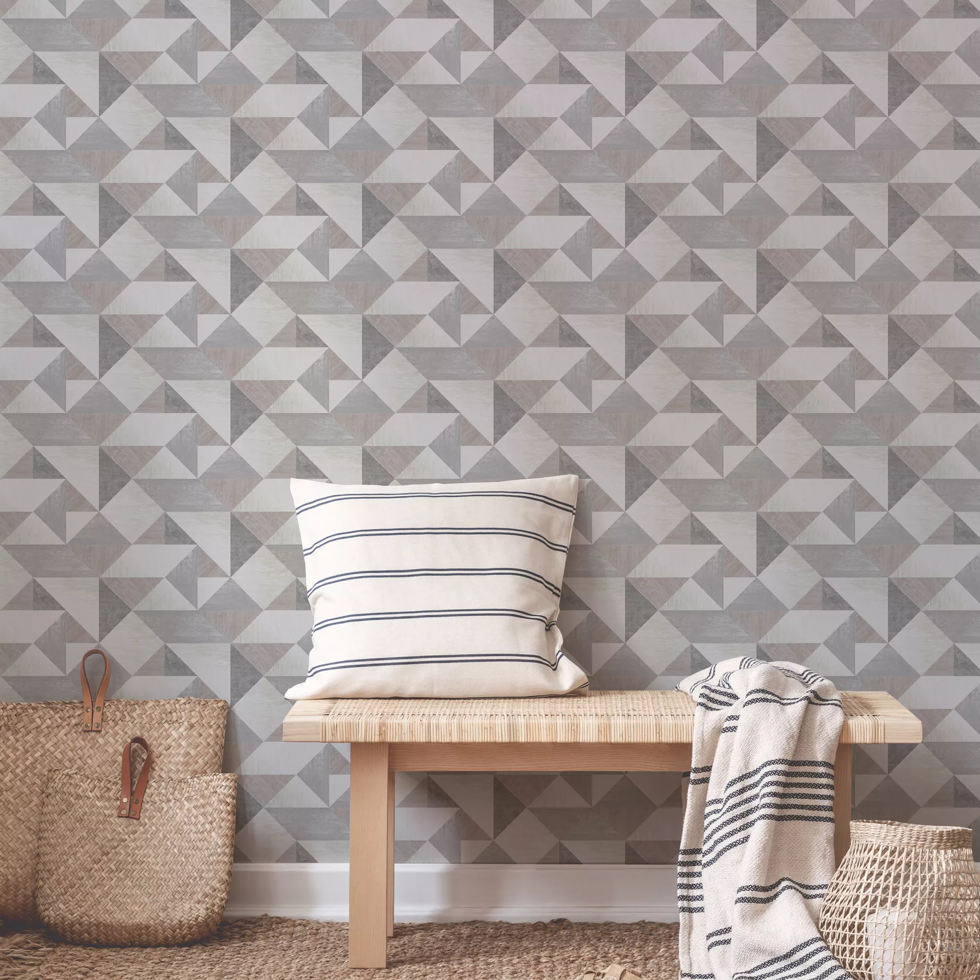 GoodHome Bretby Grey Geometric Metallic Effect Smooth Wallpaper 7 GoodHome Bretby Grey Geometric Metallic Effect Smooth Wallpaper - Image 5