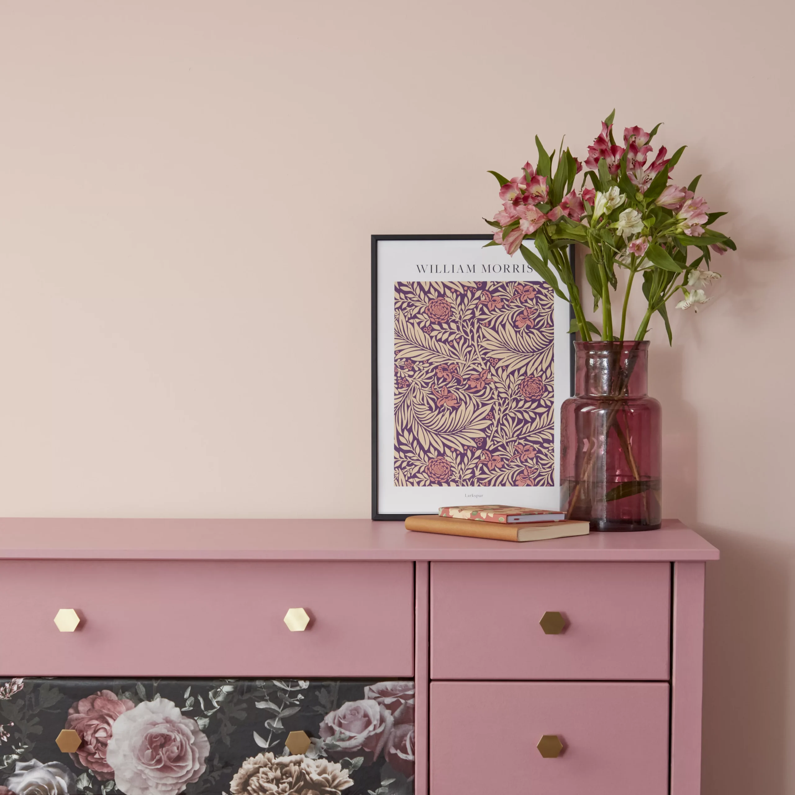 GoodHome Walls & Ceilings Isumi Matt Emulsion Paint, 2.5L 6 GoodHome Walls & Ceilings Isumi Matt Emulsion Paint, 2.5L - Image 4