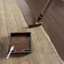 GoodHome Walnut Satin Floor Wood Varnish, 2.5L -Trade Points goodhome walnut satin floor wood varnish 2 5l5059340486987 02i